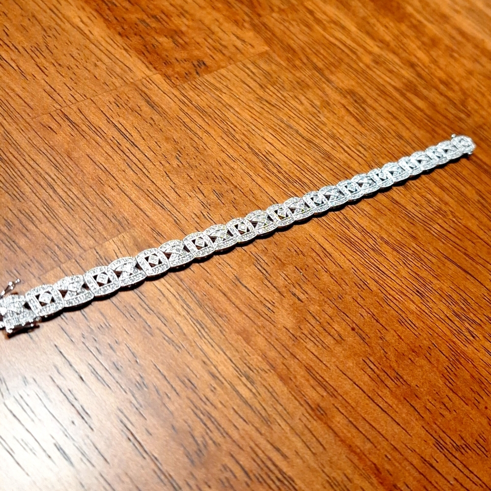 14k White Gold Diamond Bracelet